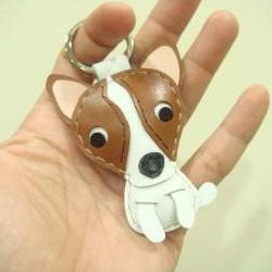 Margaret the Chihuahua leather keychain ( Brown and White )