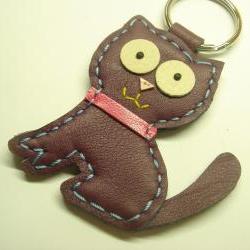 MoMo the Cat Leather Keychain ( Purple )
