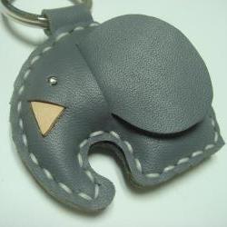 New Laura the Elephant Leather Keychain ( Dark Grey )