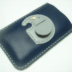 Laura the elephant iPhone Leather Case ( Dark Blue )