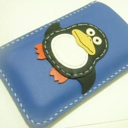 Sara the Penguin iPhone Leather Case ( Black and Blue )