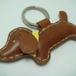 Copper the dachshund Leather Keychain ( Dark Brown )