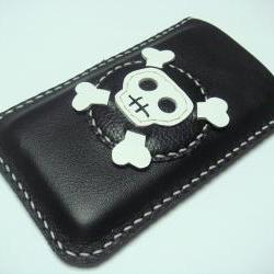 Ashbren the Skull iPhone Leather Case ( Black / White )
