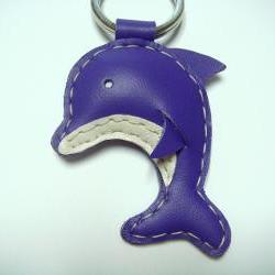 Rachael the Dolphin leather keychain ( Purple )